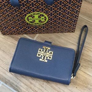 Tory Burch Britten Smart Phone Wallet